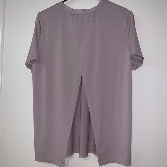 Fabletics workout top - Picture 2 of 2